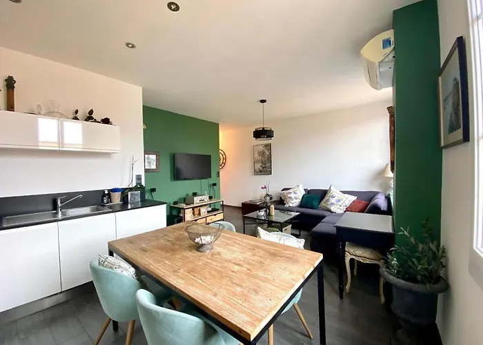 Beautiful 2 45 M2 Apartment *