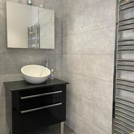 Beautiful 2 45 M2